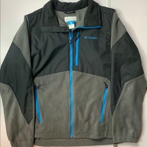 Columbia Sportswear Jacket (B15)